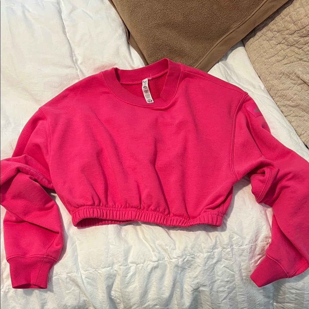 ALO Yoga Pink Crew Neck Sweater